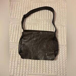 m0851 Women’s Brown Retro/Vintage Inspired Classic Minimalist Messenger Bag